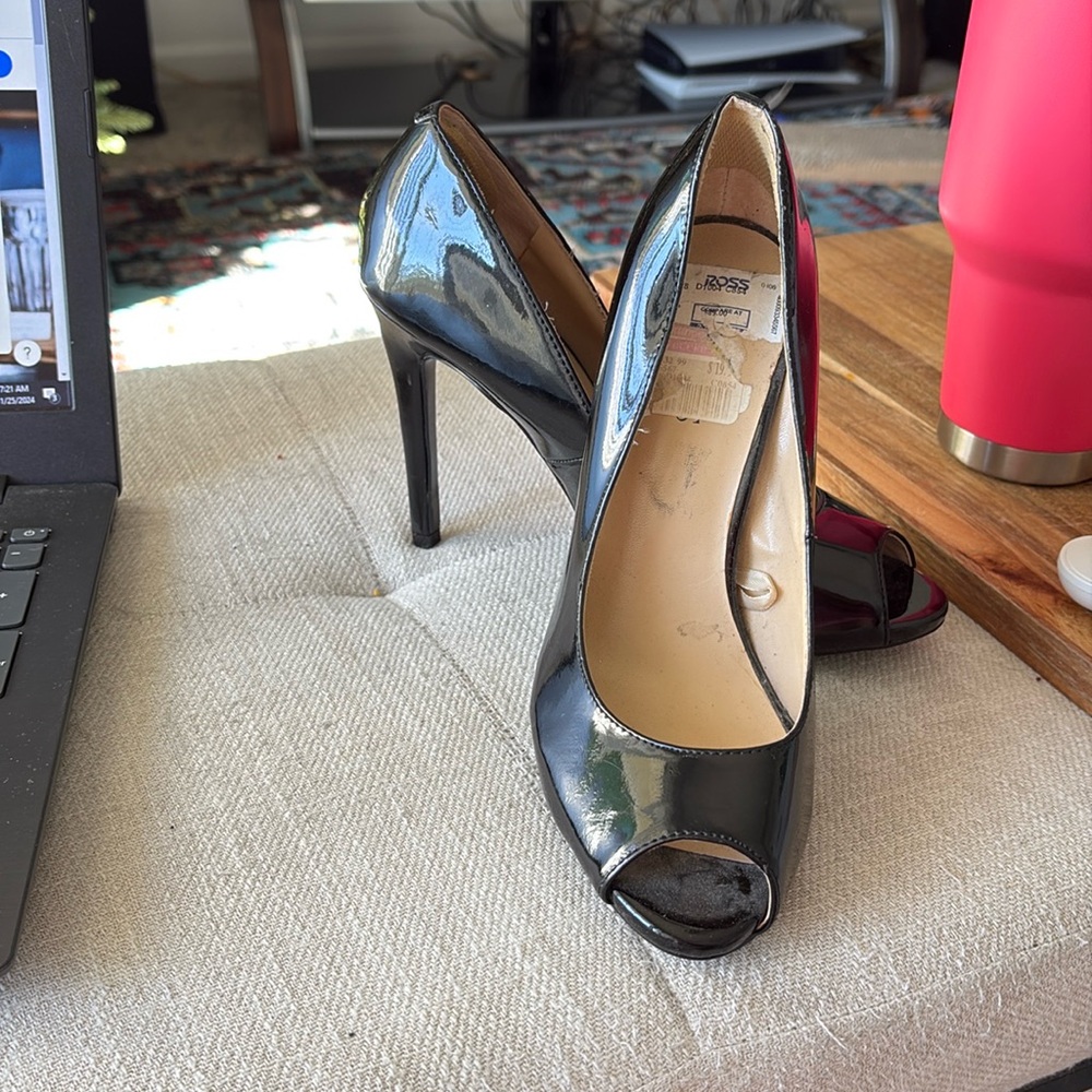 Black Guess Patent Peep Toe Heels